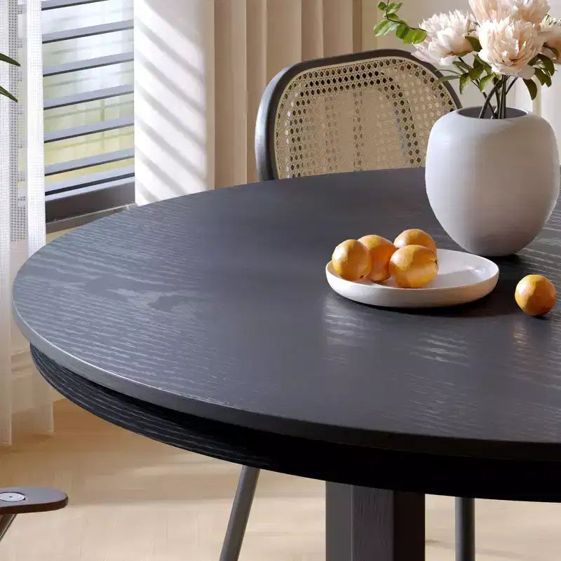 PexFix Table à manger ronde de ferme en bois massif 59 x 59 avec plateau à texture bois et base en X croisé pour salles à manger modernes et réunions de famille, Noir