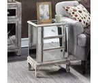 Table d'appoint rectangulaire de 62,87 cm H en verre couleur argent, 1 pièce